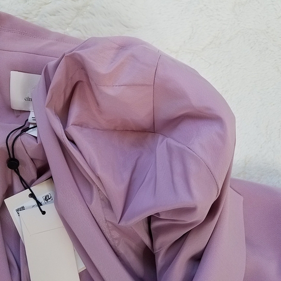 Cinq à Sept Khloe Ruched Sleeve Blazer in Warm Mauve - Picture 5 of 8